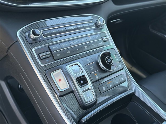 Certified 2022 Hyundai Santa Fe Limited image 31