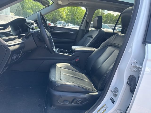 Used 2022 Jeep Grand Cherokee Limited 4xe AWD/4WD image 16