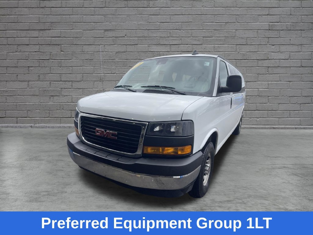 Used 2025 GMC Savana 3500 LT w/ LT Preferred Equipment Group RWD image 4