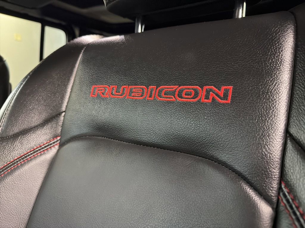 Used 2023 Jeep Wrangler Unlimited Rubicon w/ LED Lighting Group AWD/4WD image 29