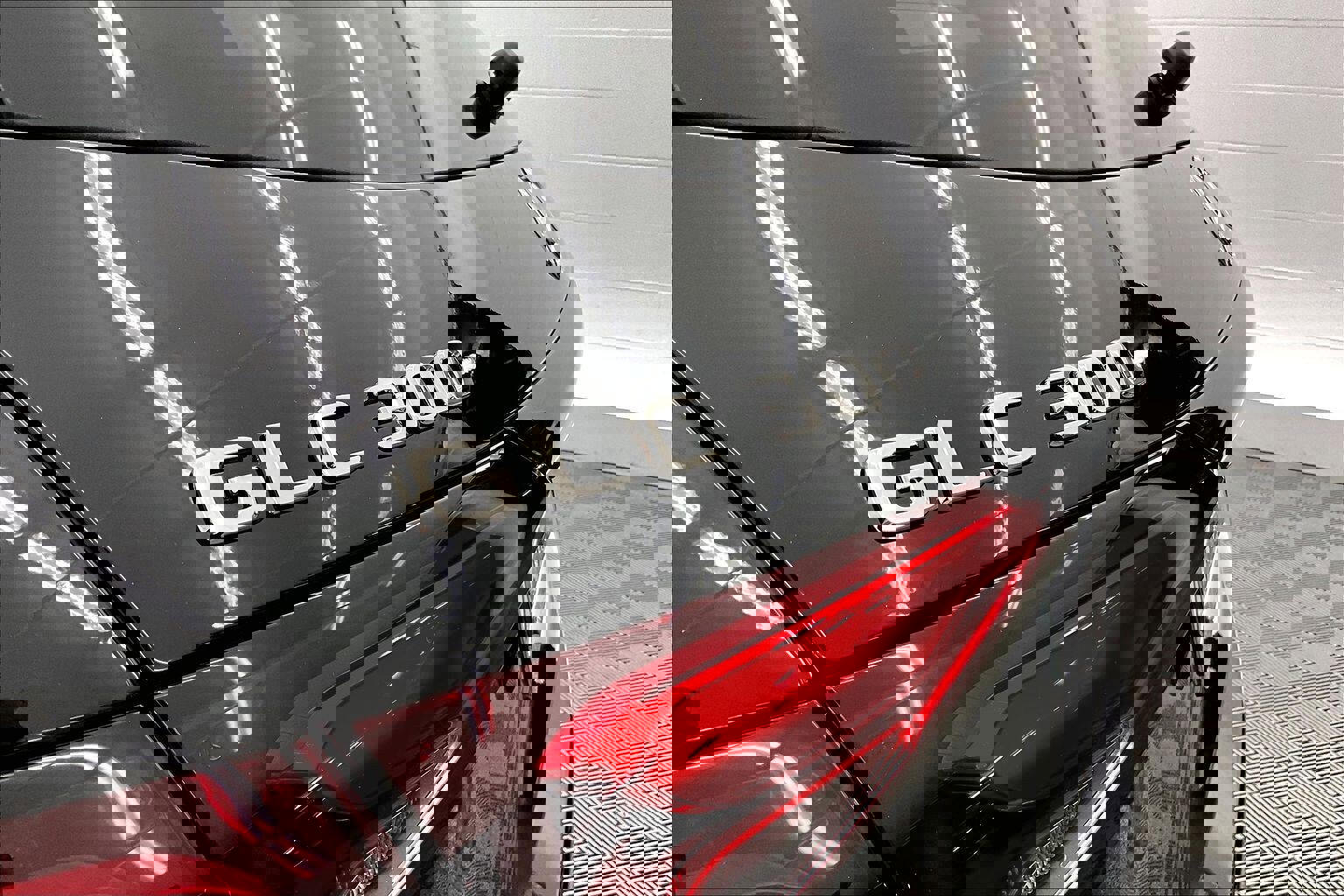 Used 2026 Mercedes-Benz GLC 300 image 32