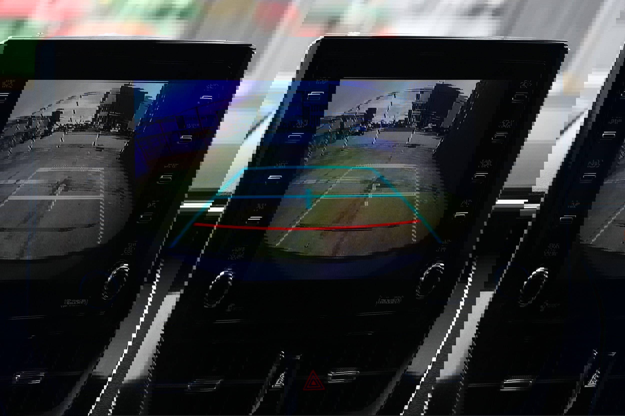 Used 2021 Toyota Corolla SE image 38