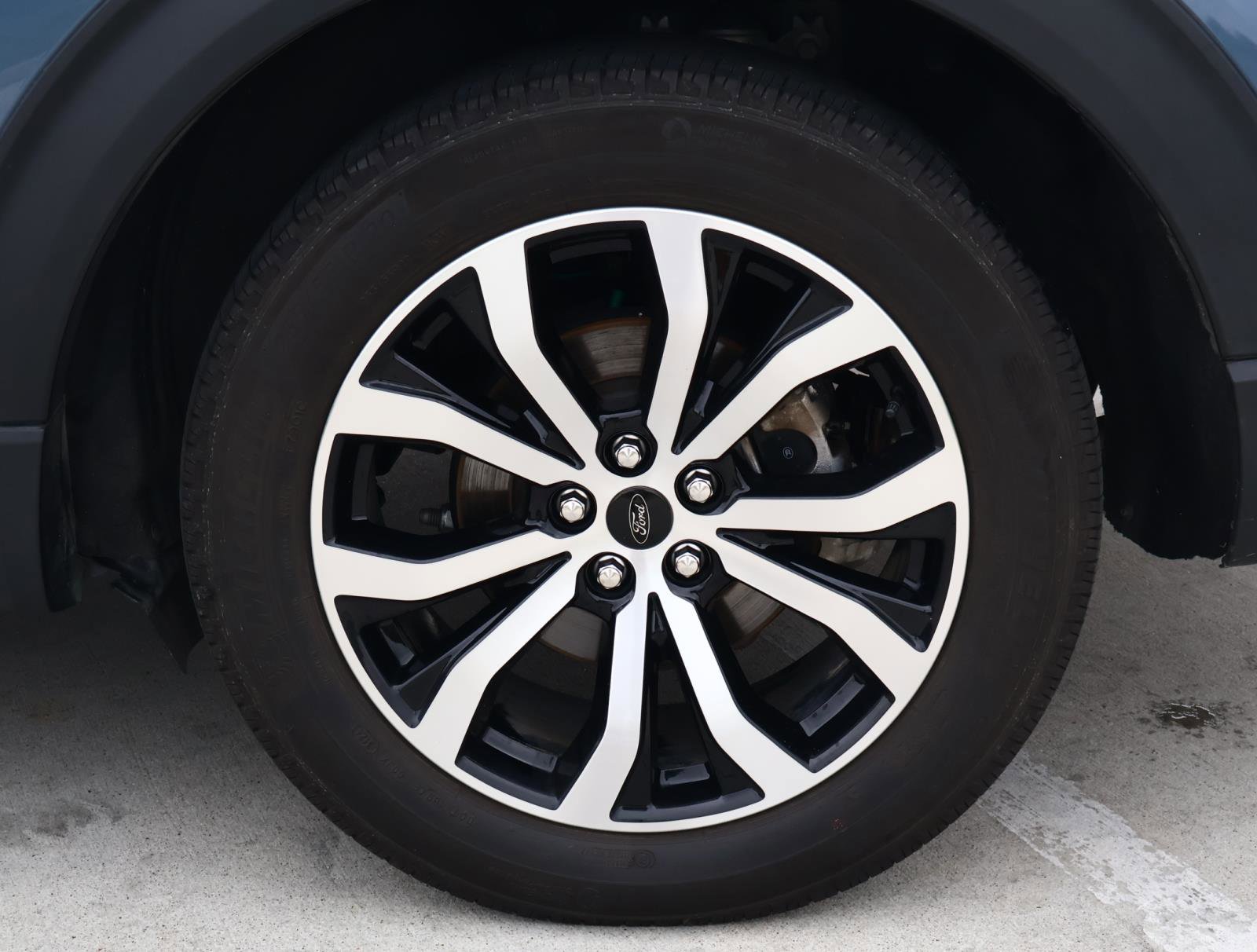 Used 2025 Ford Explorer ST-Line RWD image 11