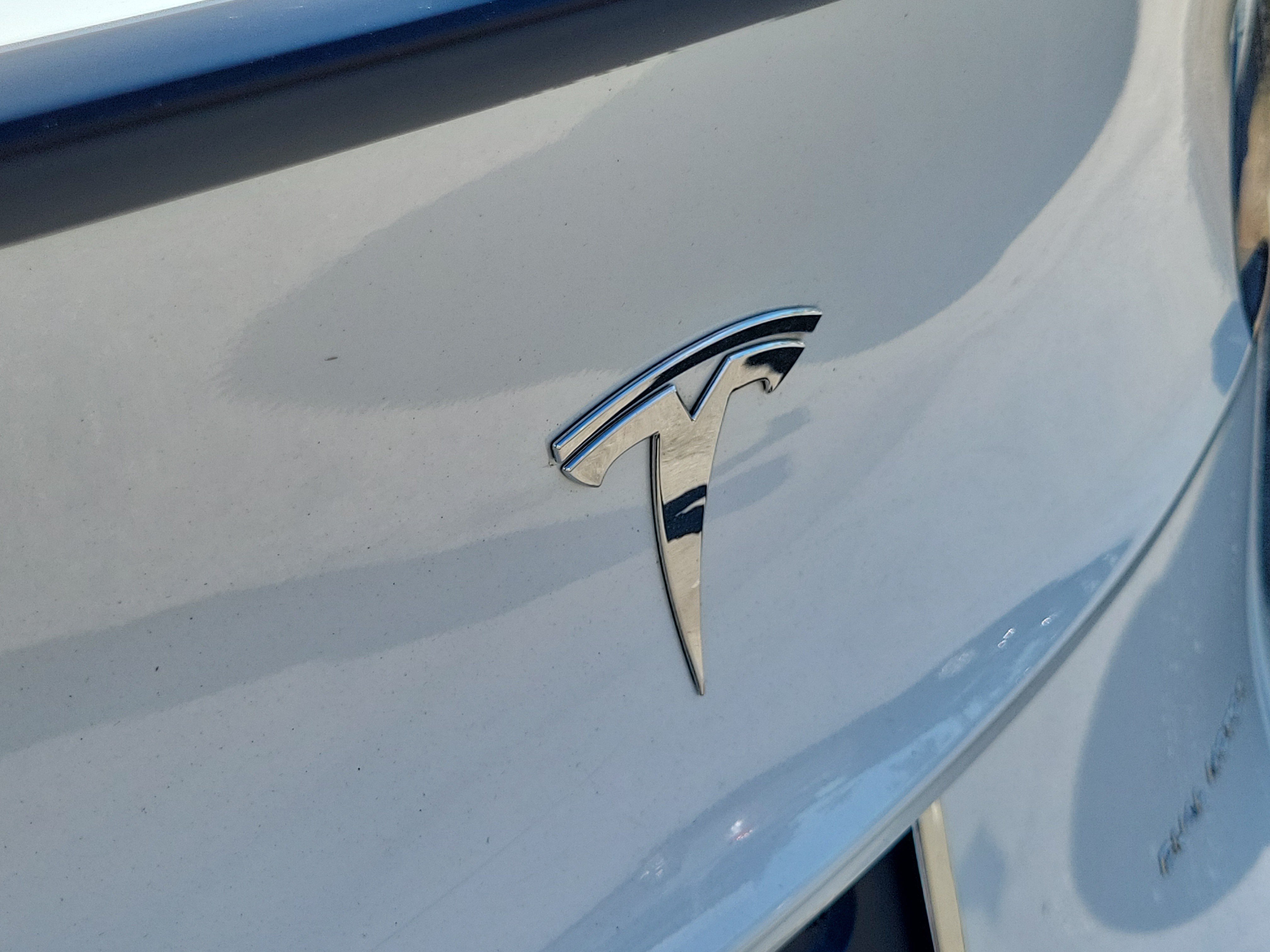 Used 2021 Tesla Model Y Long Range AWD/4WD image 29