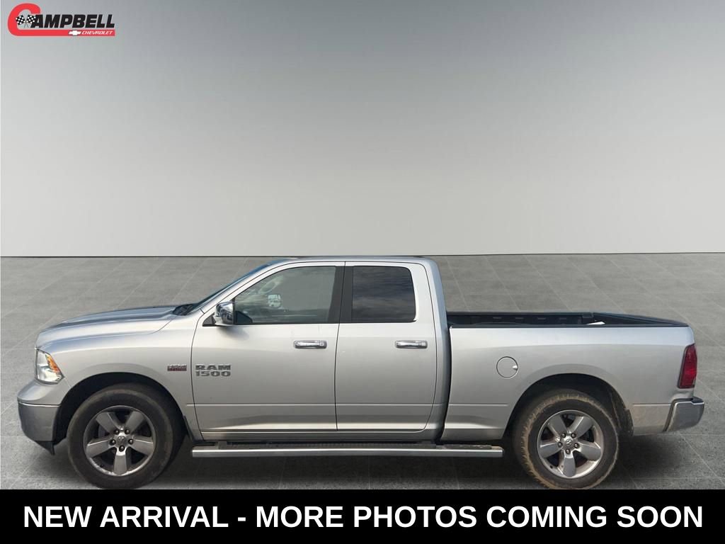 Used 2017 RAM 1500 Classic SLT image 2