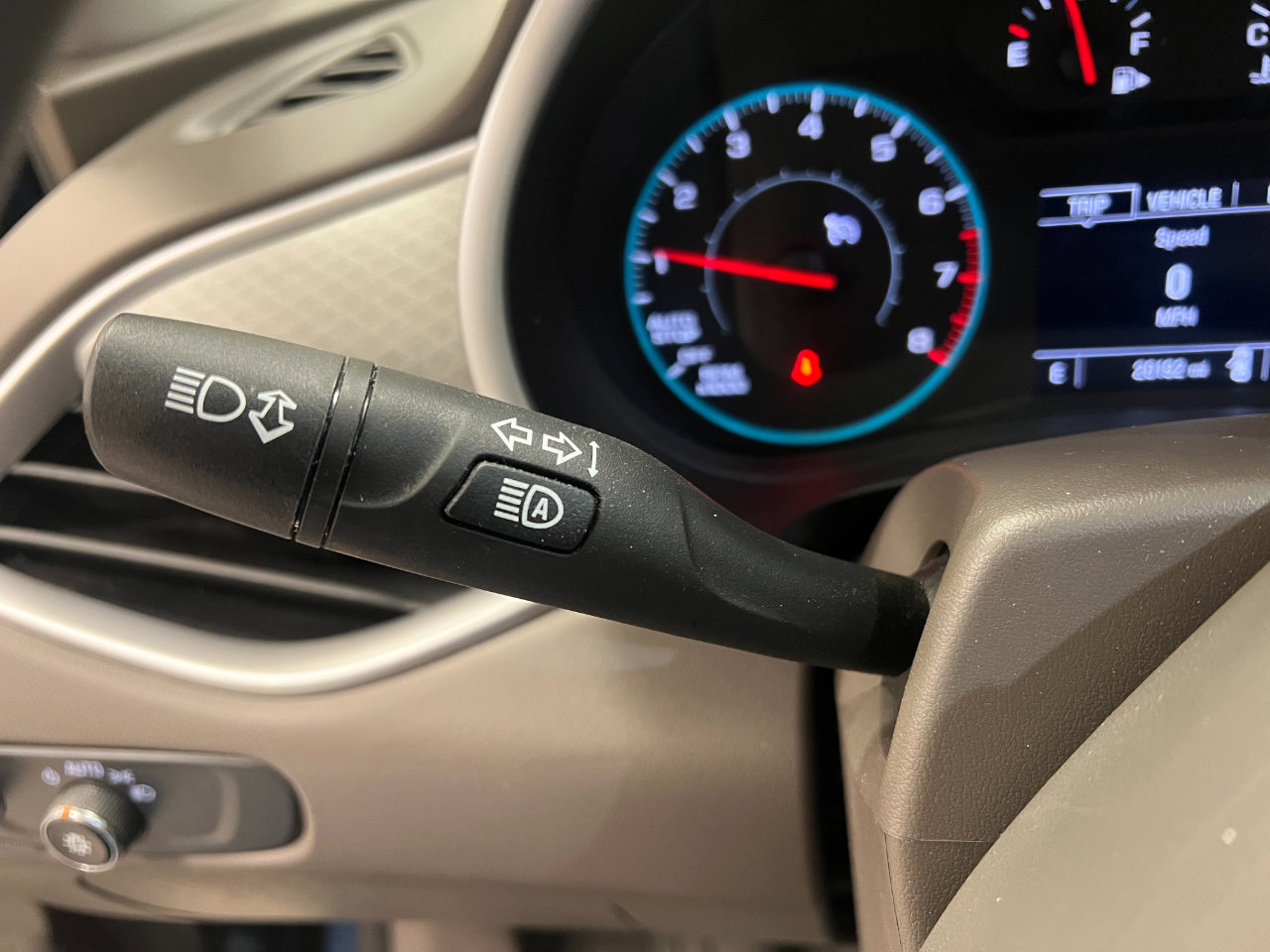 Used 2024 Chevrolet Malibu LS image 33