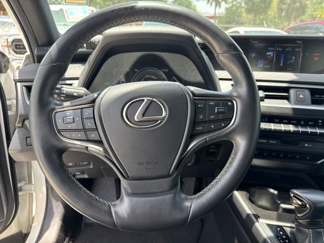 Used 2021 Lexus UX 250h w/ Premium Package AWD/4WD image 17