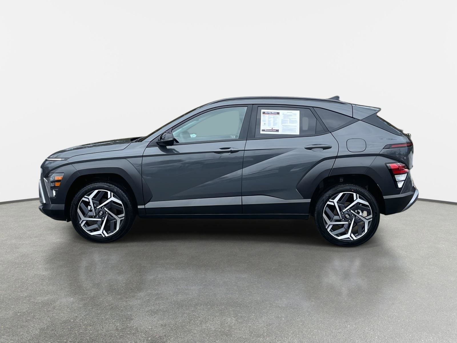 Used 2026 Hyundai Kona SEL Premium image 8