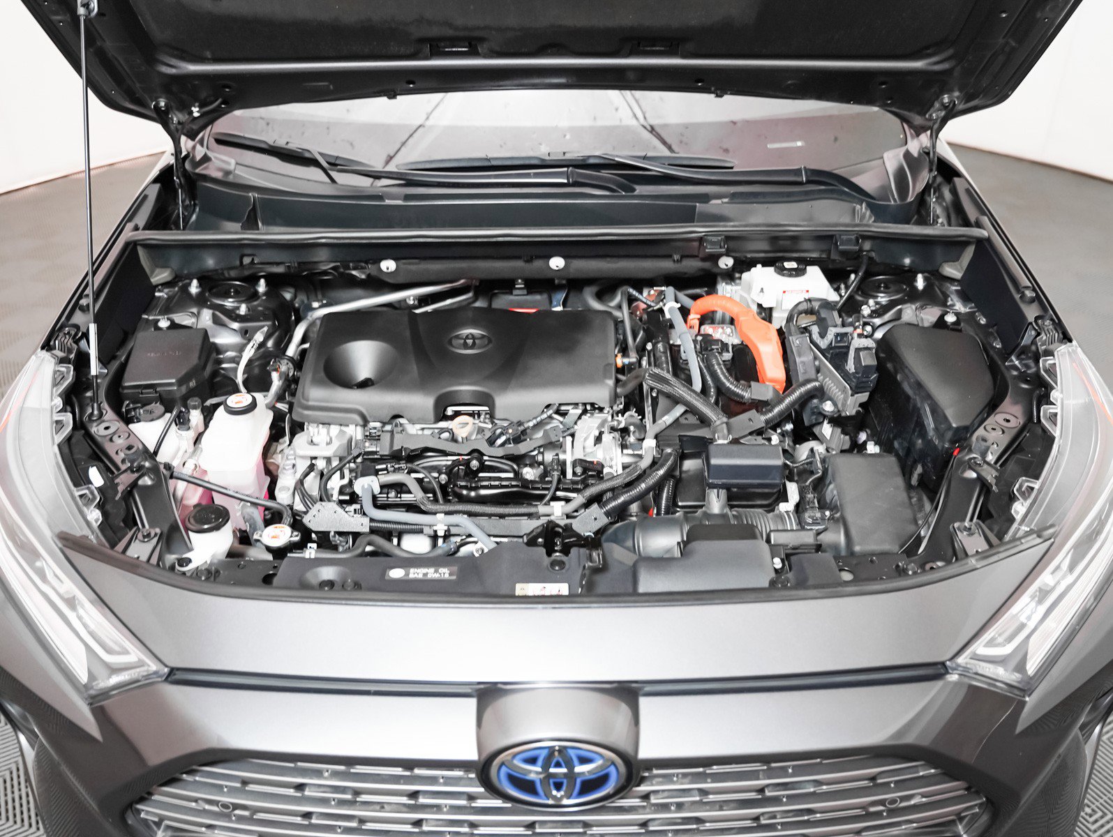 Used 2021 Toyota RAV4 Limited image 4