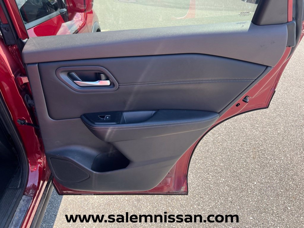 Certified 2023 Nissan Rogue SL AWD/4WD image 24