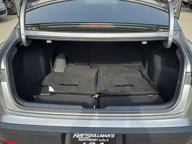 Used 2025 Kia K4 LXS image 8