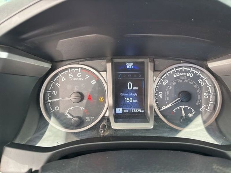 Used 2017 Toyota Tacoma SR5 image 25