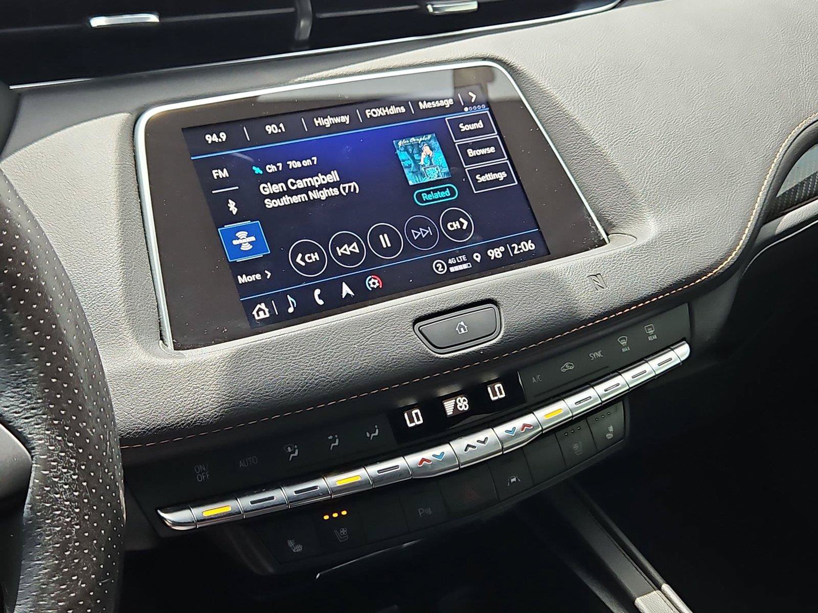 Used 2021 Cadillac XT4 Sport AWD/4WD image 17