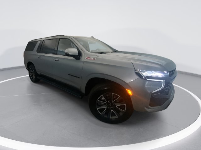Used 2023 Chevrolet Suburban Z71 w/ Luxury Package AWD/4WD image 1