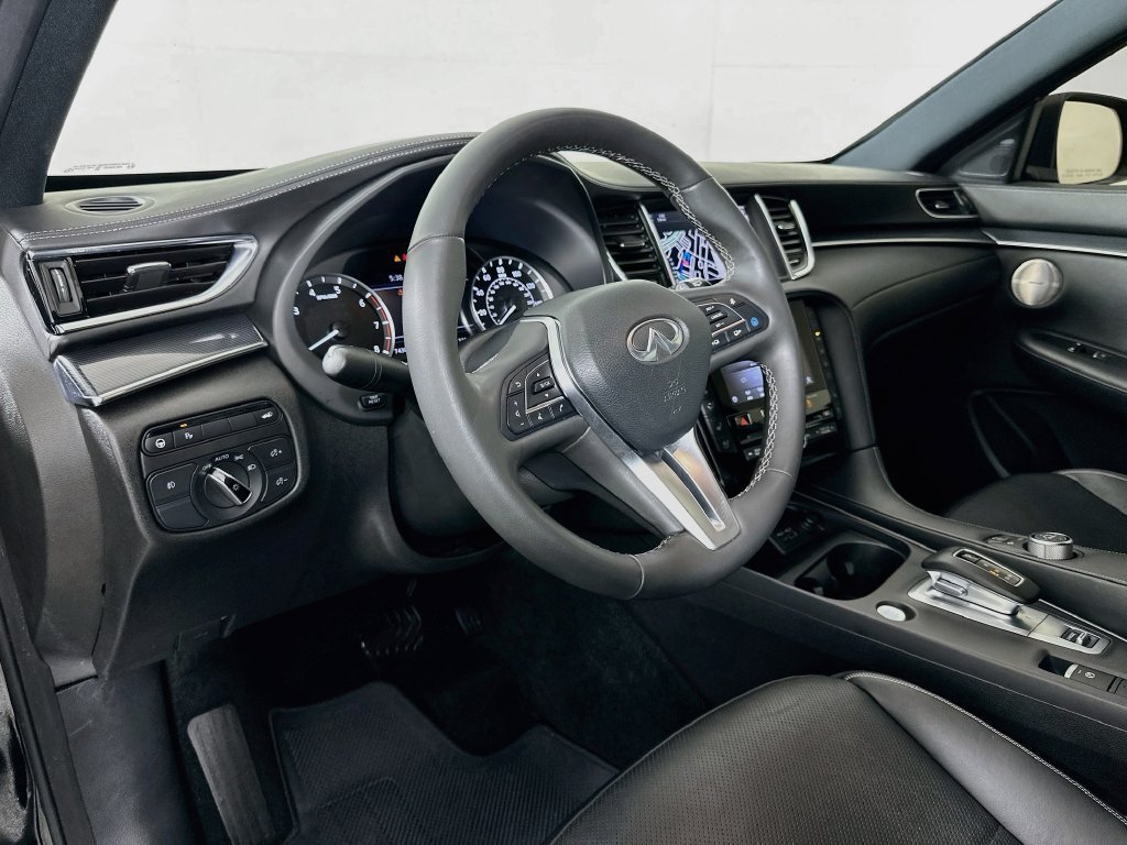 Used 2023 INFINITI QX50 Sport AWD/4WD image 9