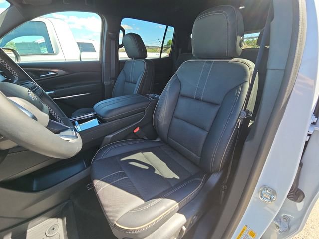 Used 2026 Chevrolet Traverse High Country w/ LPO, Floor Liner Package AWD/4WD image 15
