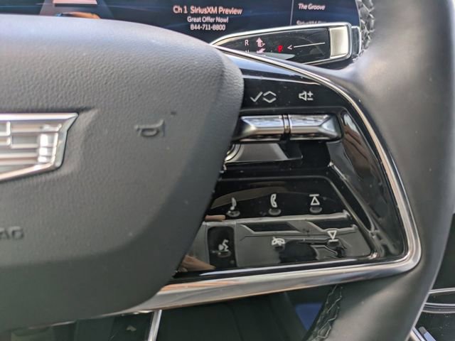 Used 2025 Cadillac Lyriq Luxury RWD image 25
