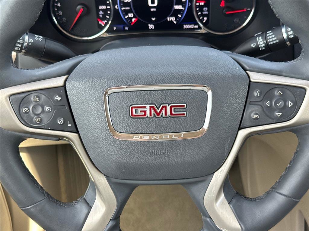 Used 2023 GMC Acadia Denali AWD/4WD image 14