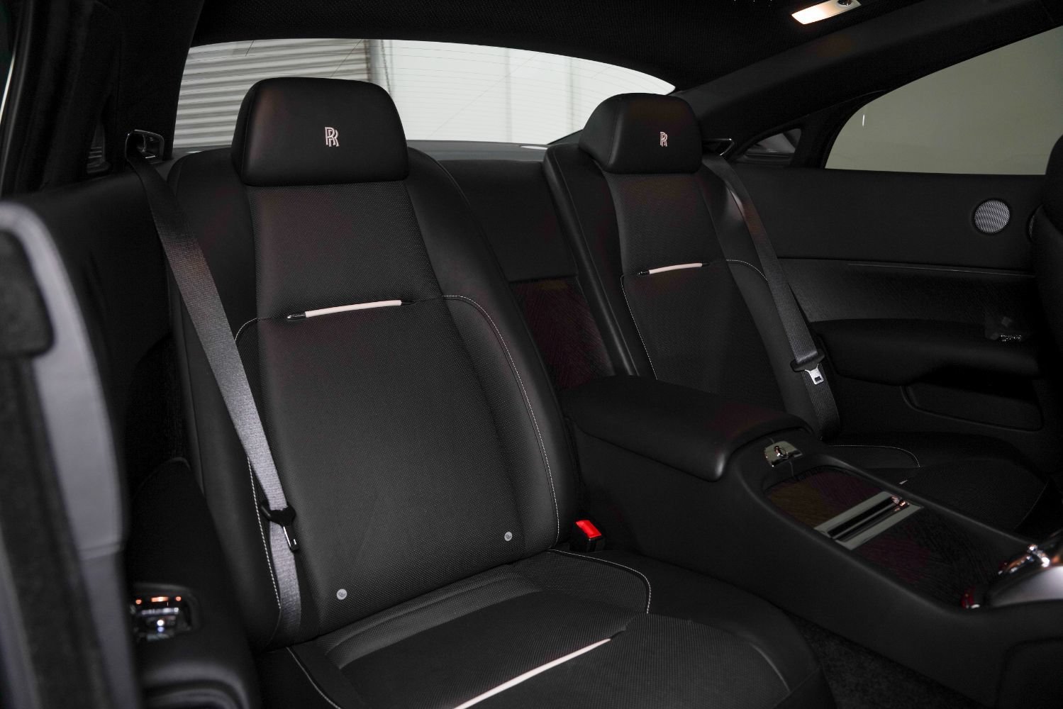 Used 2017 Rolls-Royce Wraith RWD image 35