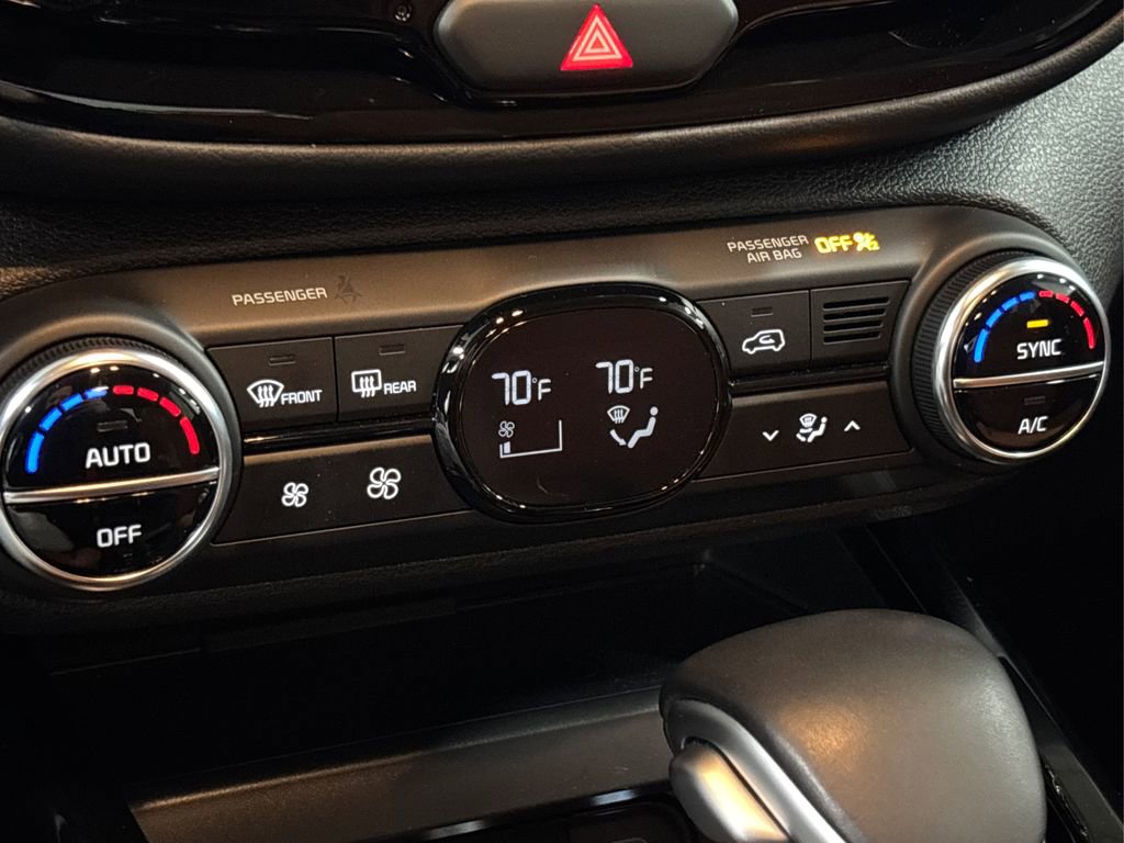 Used 2025 Kia Soul EX image 28