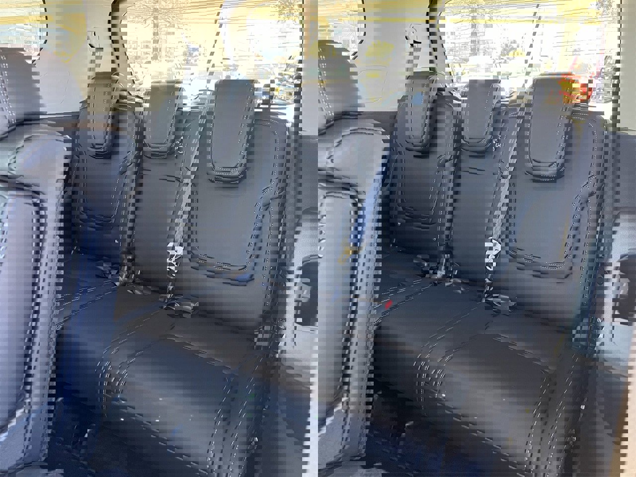 Certified 2025 Nissan Armada SV image 23