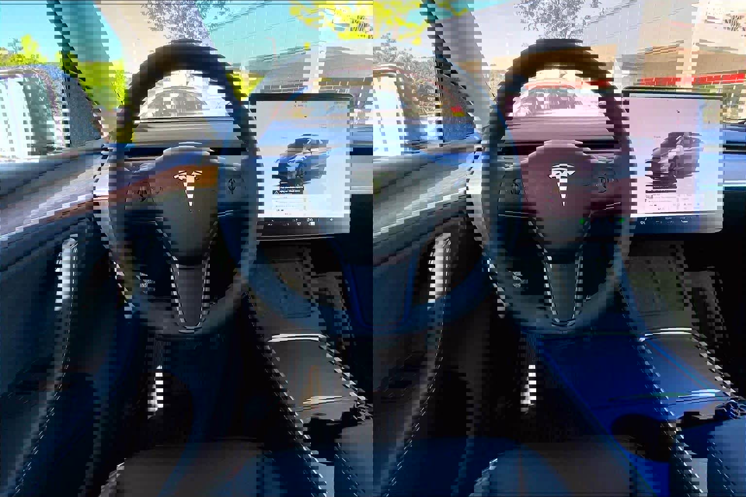 Used 2024 Tesla Model Y Long Range image 5