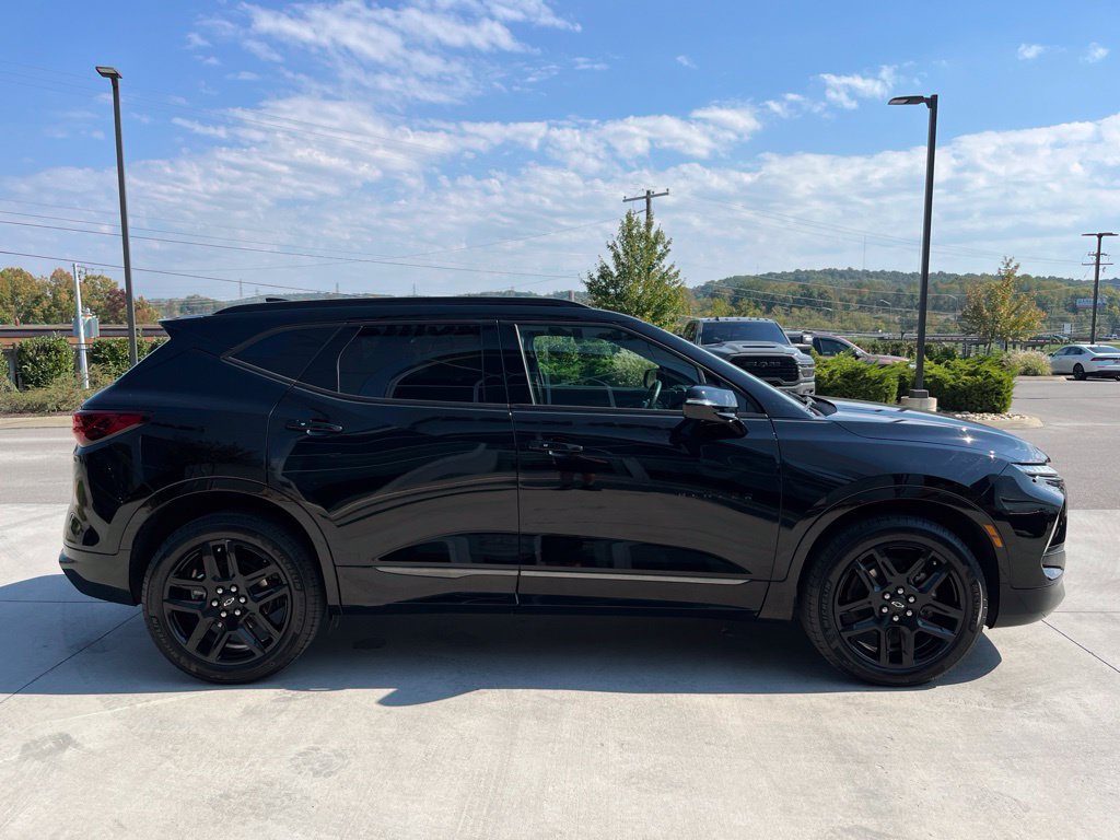 Used 2024 Chevrolet Blazer RS AWD/4WD image 23