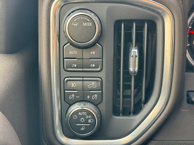 Certified 2023 Chevrolet Silverado 3500 LTZ w/ LTZ Premium Package image 31