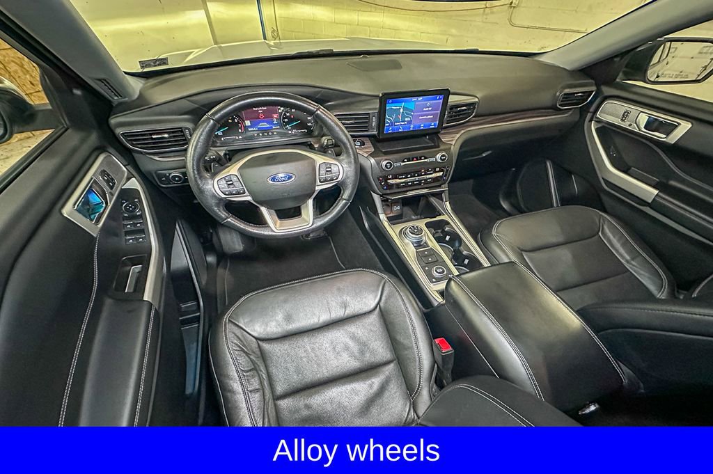 Used 2020 Ford Explorer Limited image 11