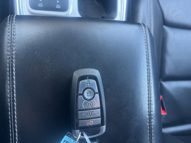 Used 2021 Ford Explorer XLT w/ Equipment Group 202A image 22