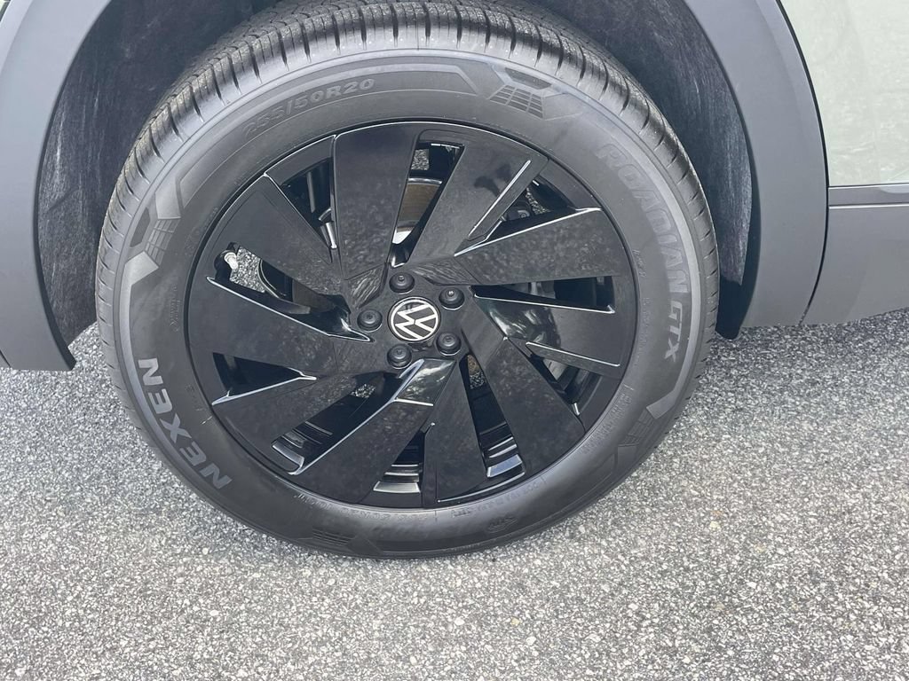New 2026 Volkswagen Atlas SE FWD image 7