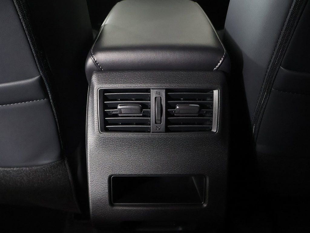 New 2026 Mitsubishi Outlander SE AWD/4WD image 36