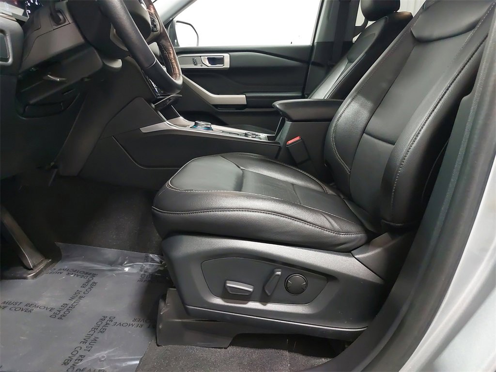 Used 2022 Ford Explorer Limited image 56