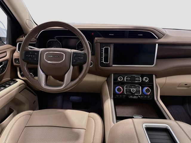 Used 2021 GMC Yukon XL Denali w/ Denali Ultimate Package AWD/4WD image 22