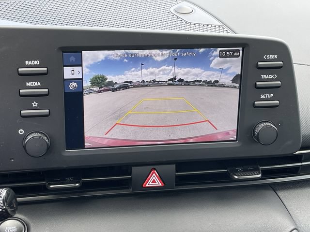 Used 2025 Hyundai Elantra Sport FWD image 17
