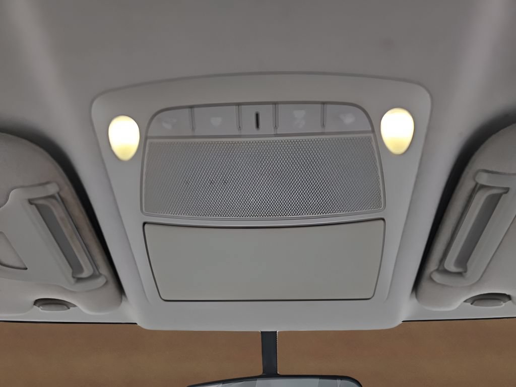 Used 2015 Nissan Sentra S FWD image 37