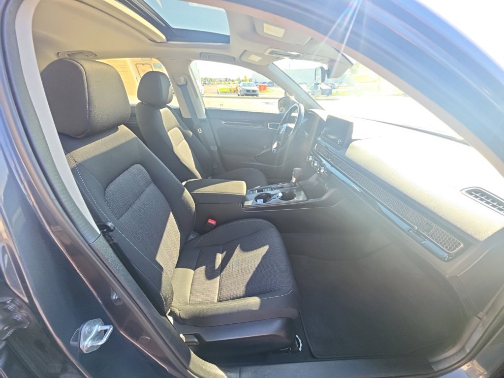 Certified 2024 Honda Civic EX image 35