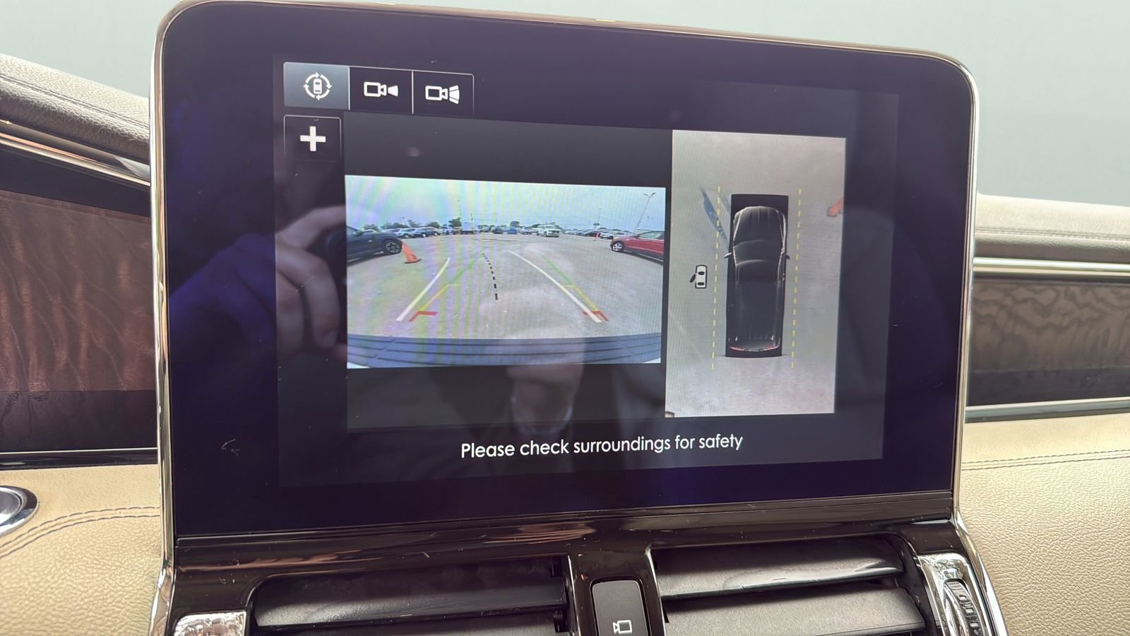 Used 2018 Lincoln Navigator Select AWD/4WD image 18