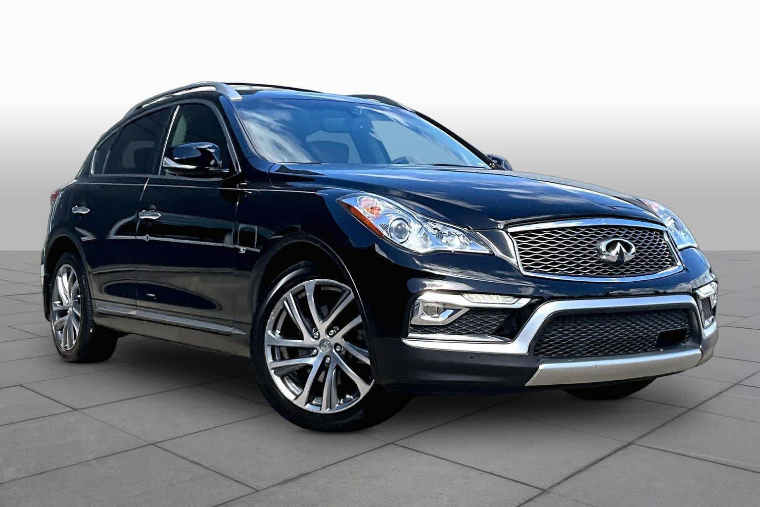 Used 2017 INFINITI QX50 2WD w/ Technology Package image 3