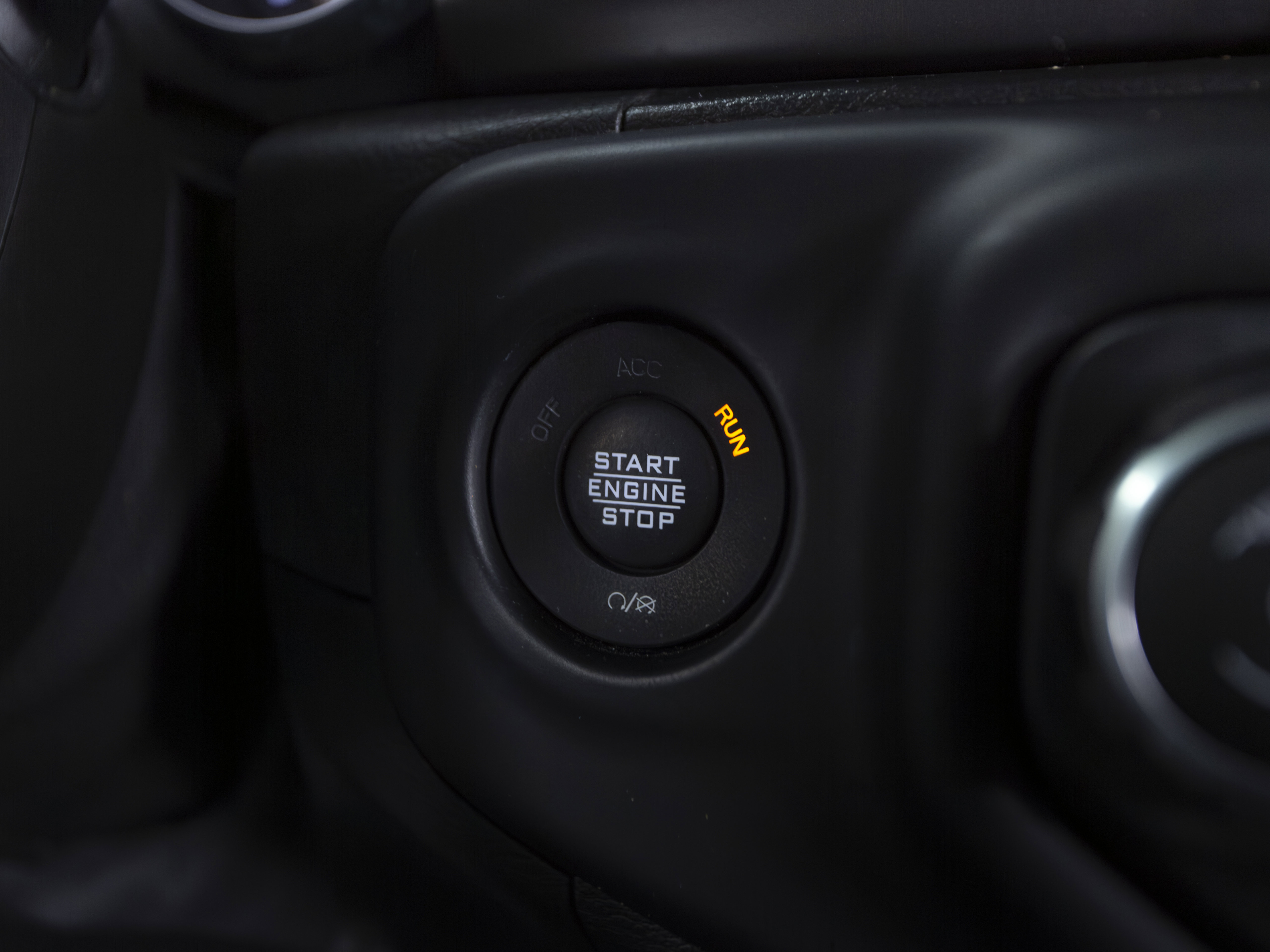 Used 2021 Jeep Wrangler Sport image 25