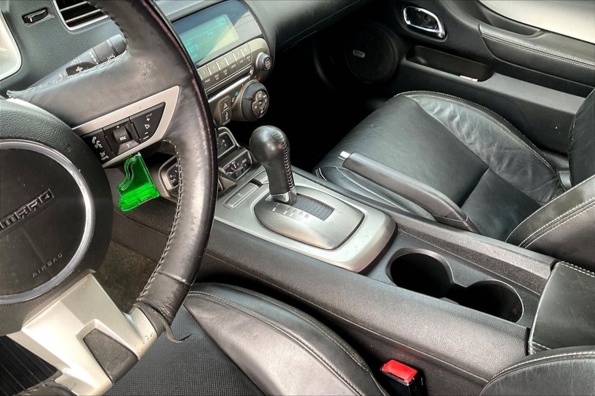 Used 2010 Chevrolet Camaro LT w/ RS Package RWD image 15
