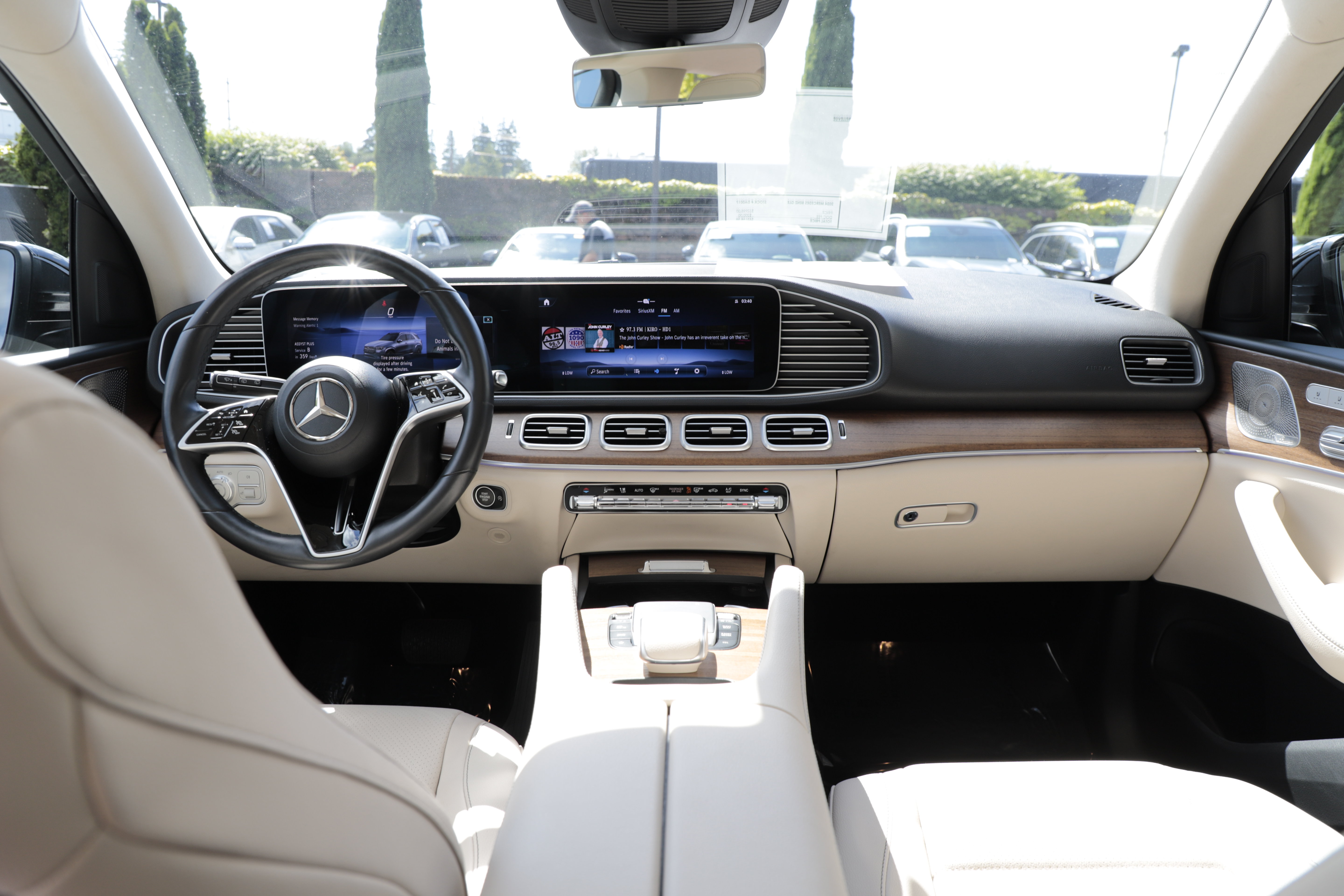 Used 2024 Mercedes-Benz GLE 350 4MATIC image 14