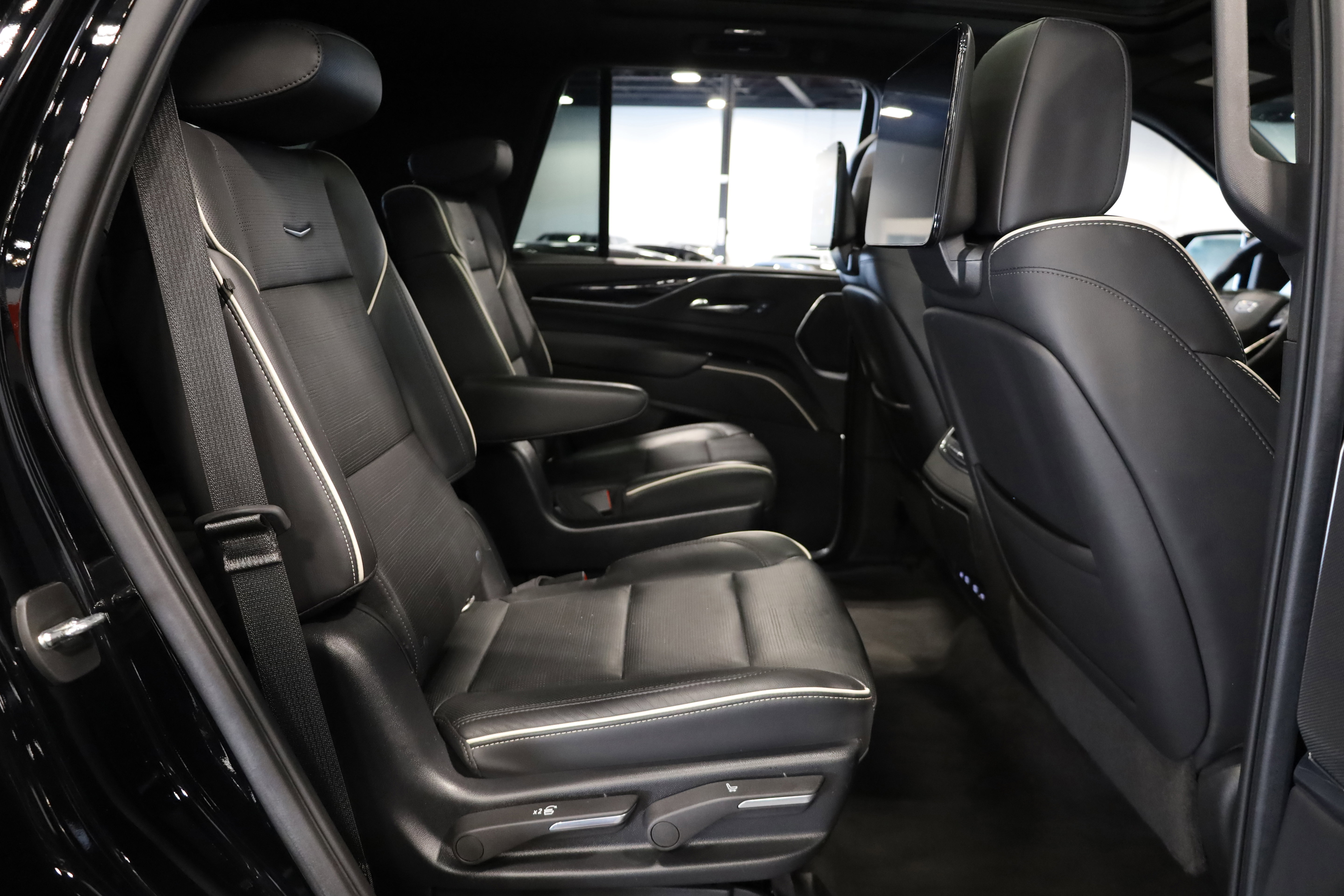 Used 2022 Cadillac Escalade Sport w/ Touring Package image 47