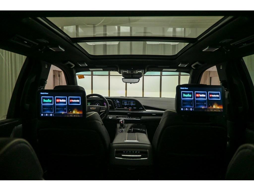 Certified 2024 Cadillac Escalade Sport w/ LPO, ONYX Package image 30