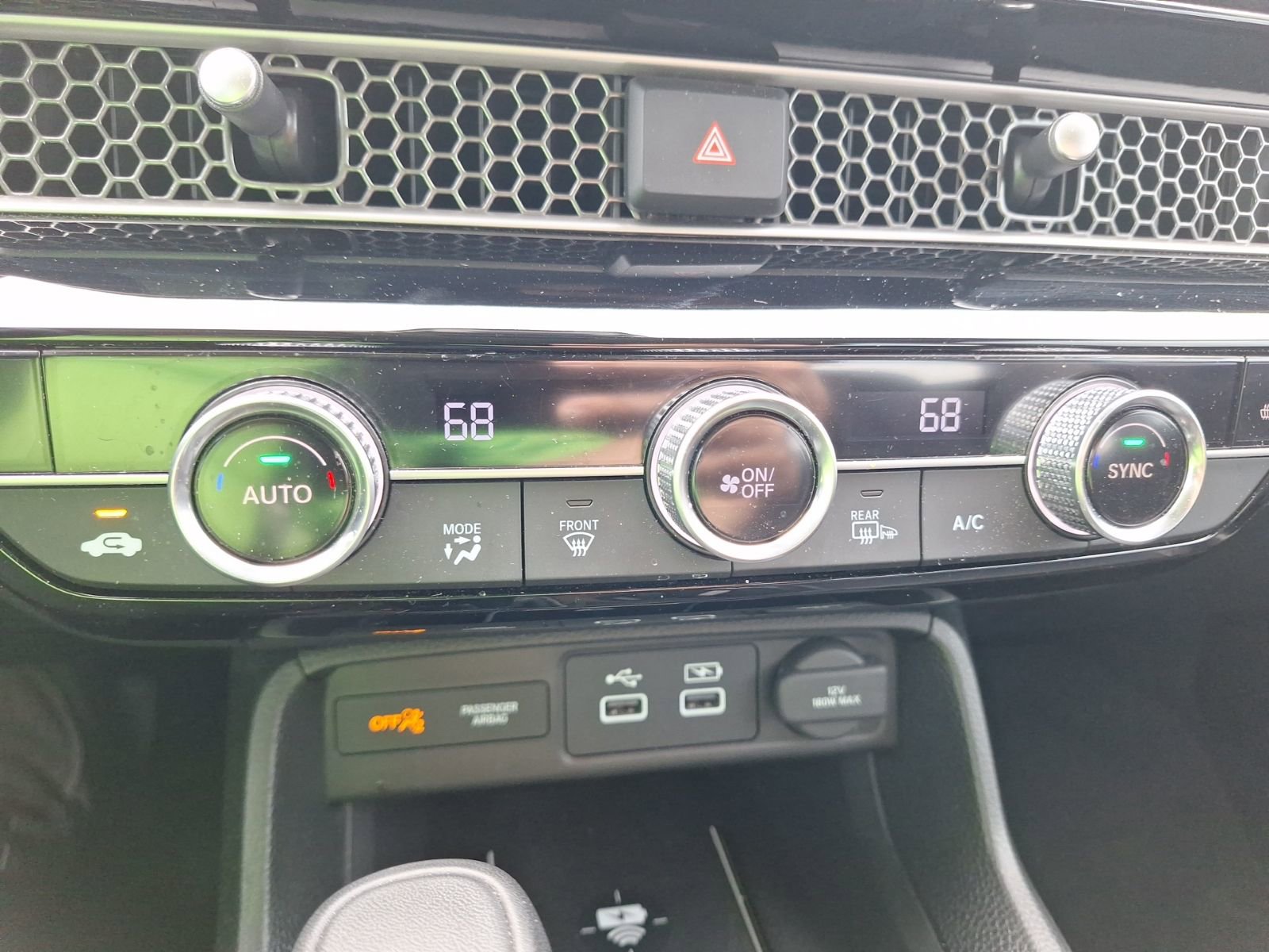 Used 2024 Honda Civic Touring image 27