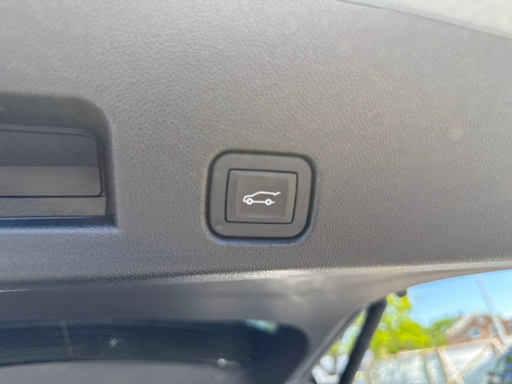Used 2024 GMC Acadia Elevation AWD/4WD image 45
