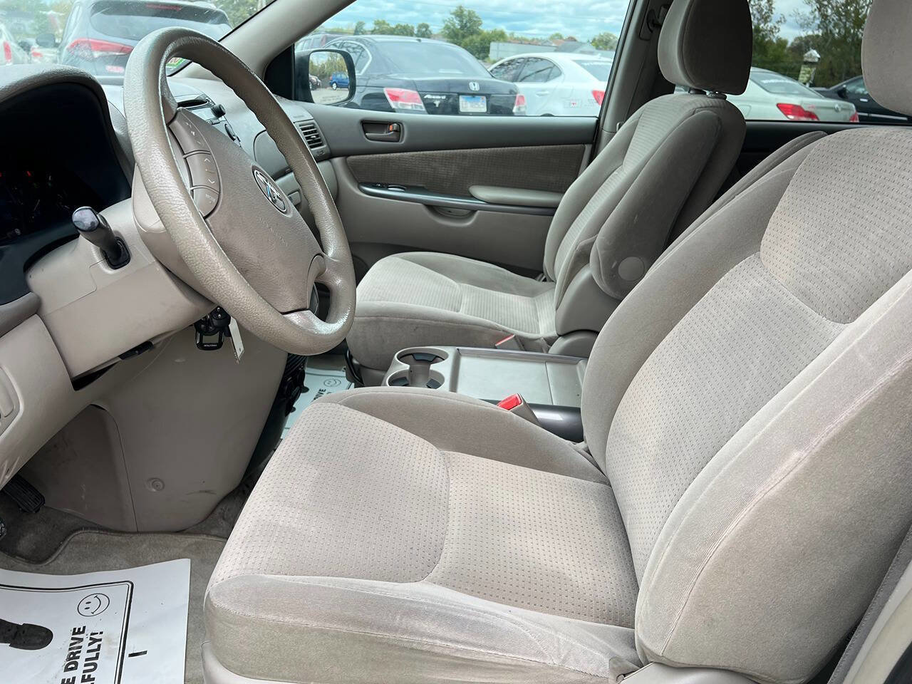 Used 2009 Toyota Sienna LE image 14