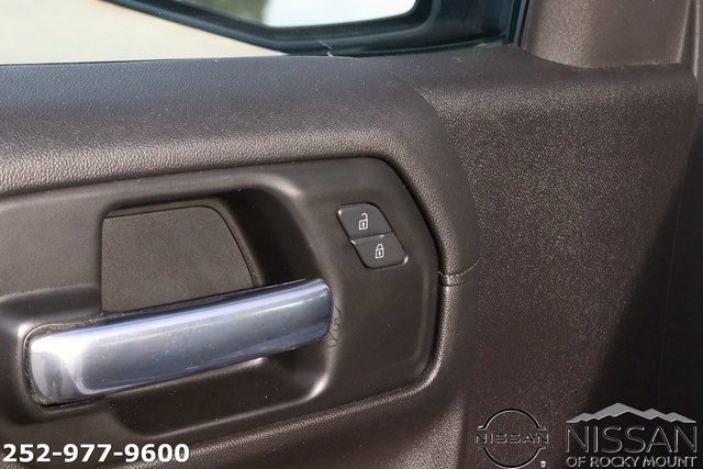 Used 2020 Chevrolet Silverado 1500 LT Trail Boss w/ Bed Protection Package image 13