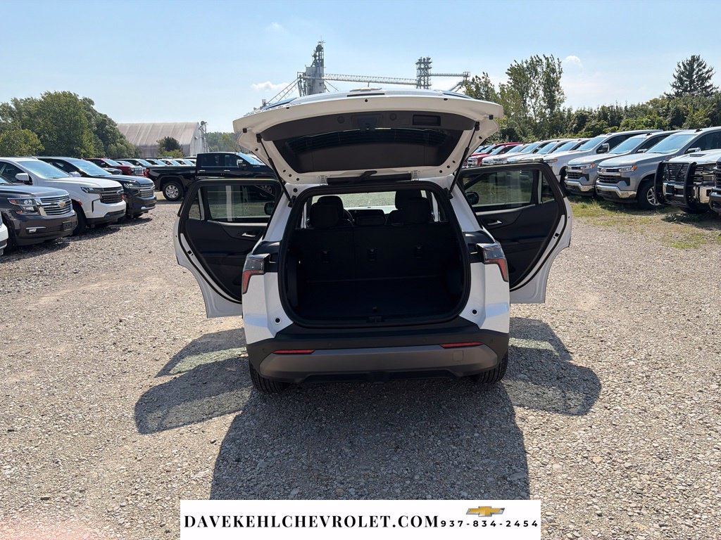 Used 2025 Chevrolet Equinox LT AWD/4WD image 26