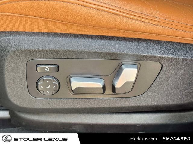 Used 2022 BMW X6 xDrive40i w/ Executive Package AWD/4WD image 25